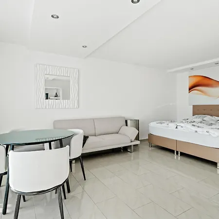 Panoramasuite 81 - See- Und Bergblick Sowie Beheizter Indoor-pool Apartman Oberteuringen