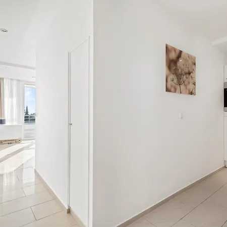 Apartman Panoramasuite 81 - See- Und Bergblick Sowie Beheizter Indoor-pool *